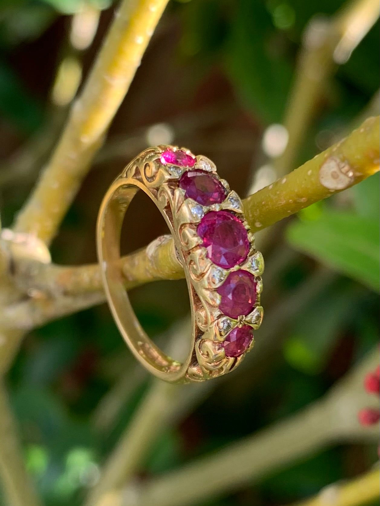 Stunning Vintage 1.5ct Ruby & Diamond 18ct Gold Half Eternity Ring