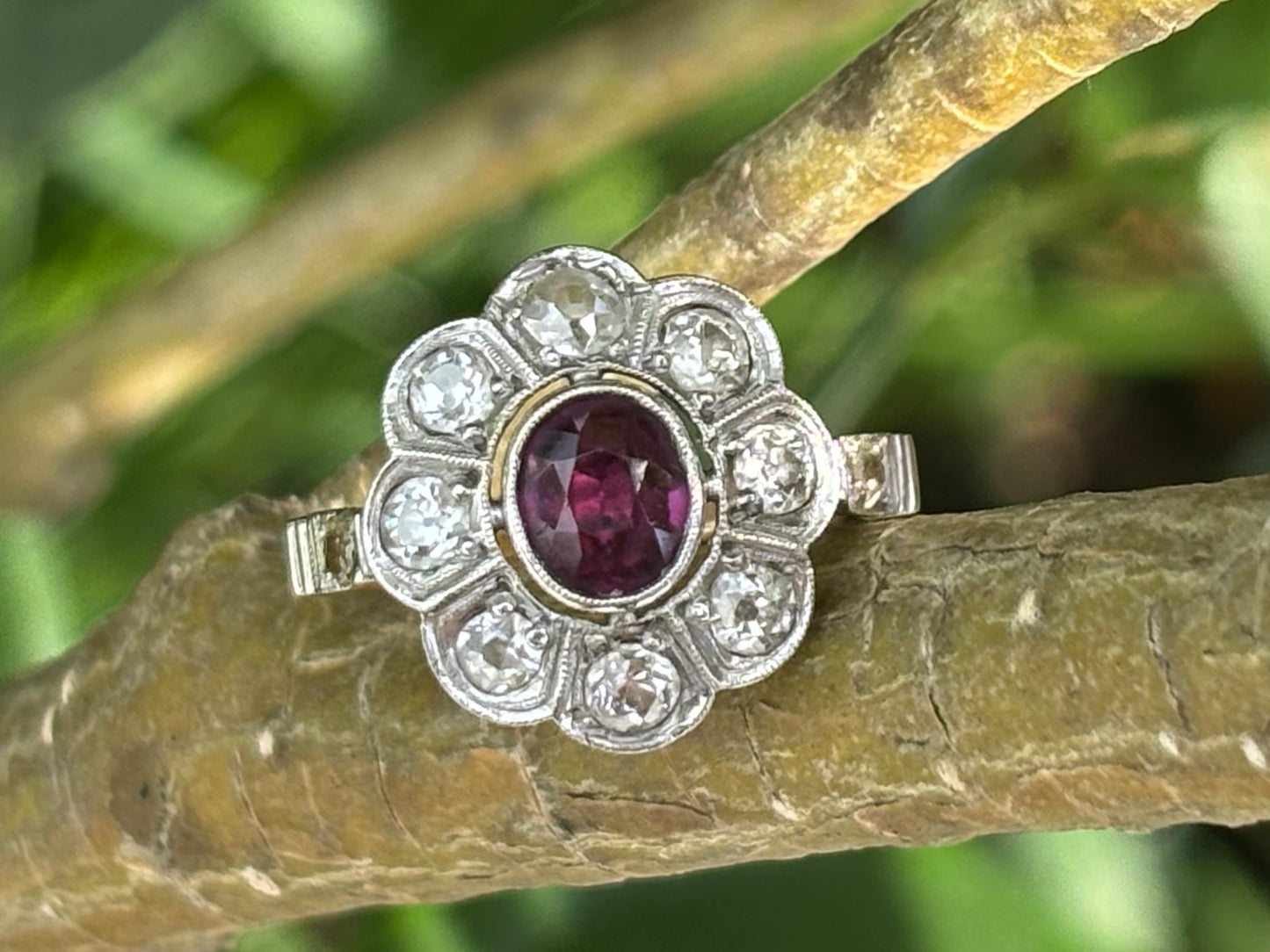 Vintage 0.75ct Ruby & 0.86ct Diamond set in 18ct God Cluster Ring
