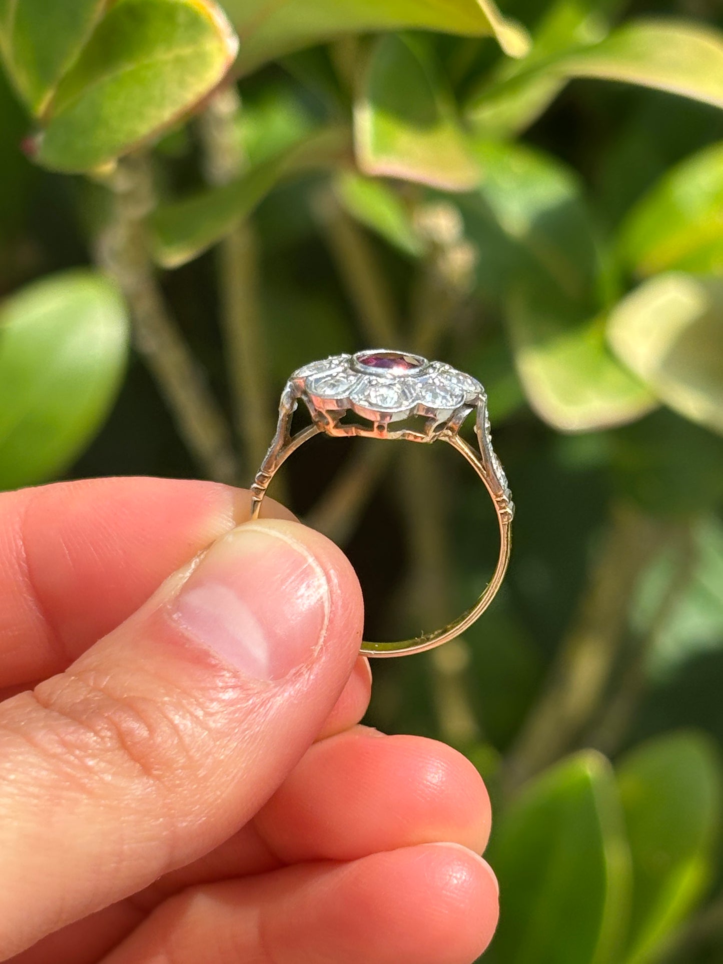 Vintage 0.75ct Ruby & 0.86ct Diamond set in 18ct God Cluster Ring
