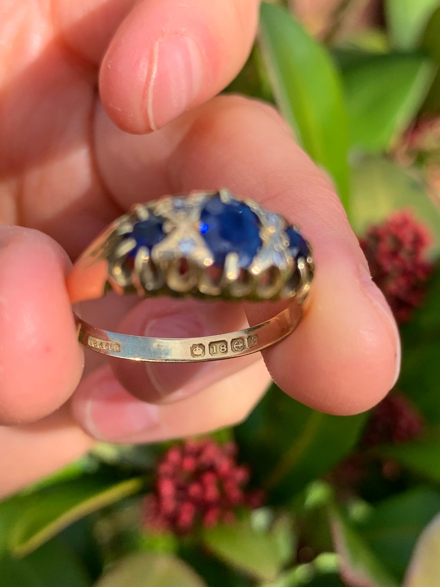 Vintage Sapphire & Diamond 18ct Gold Ring