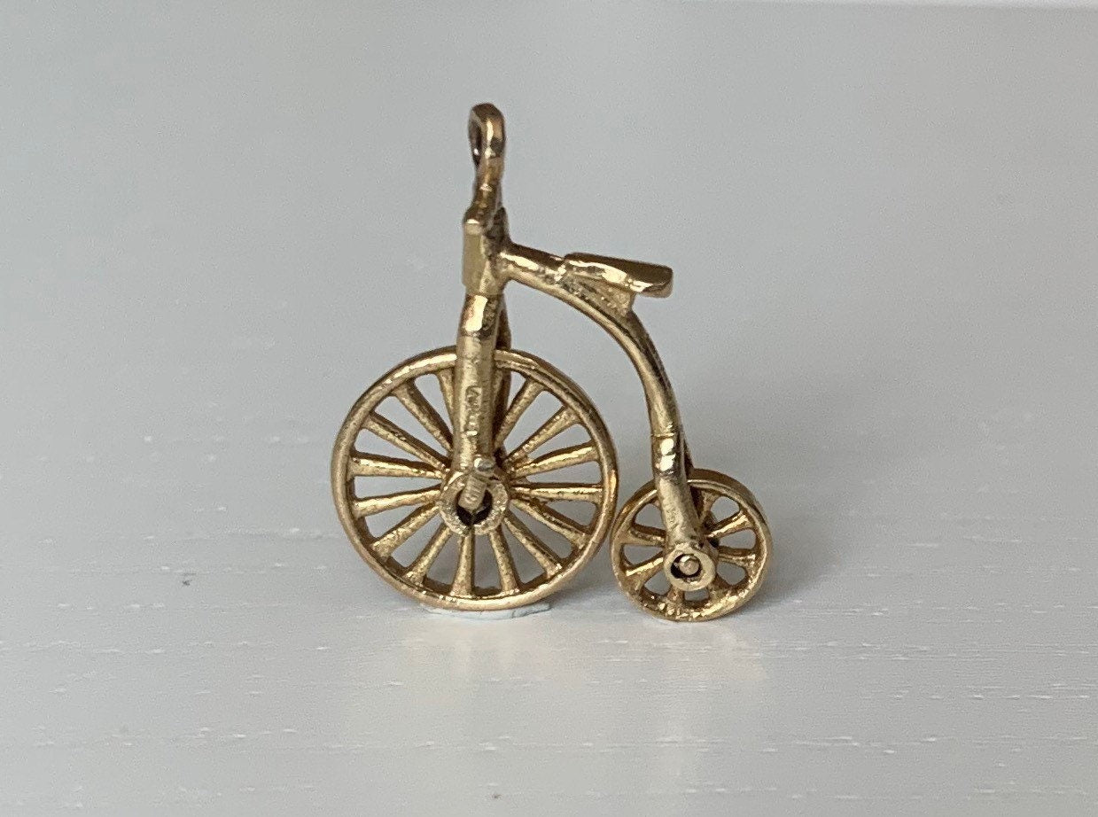 Vintage 9ct oro amarillo Penny Farthing encanto colgante, alrededor de 1963, regalo de cumpleaños de aniversario