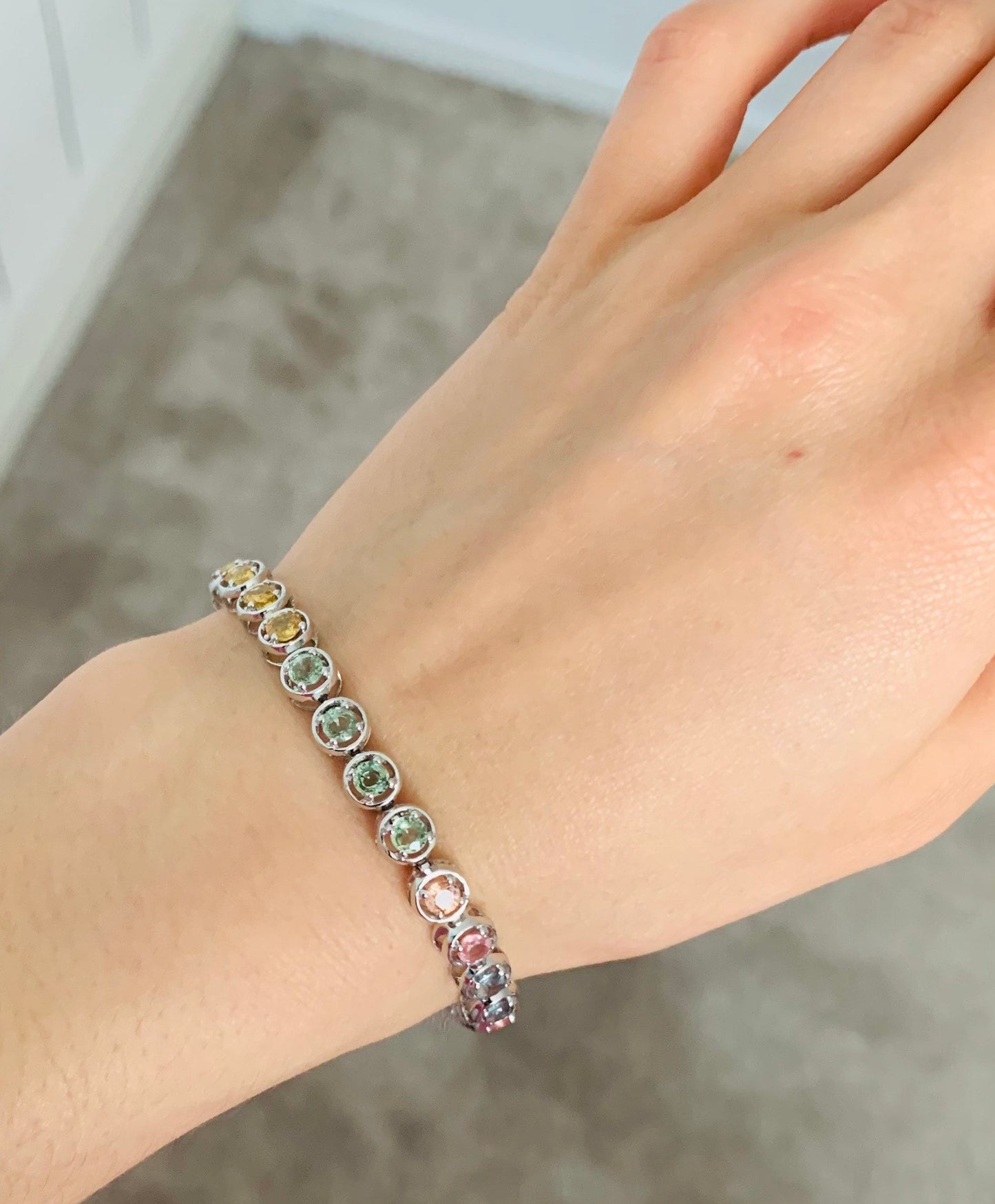 Vintage 7.8ct Fancy Color Zafiro en pulsera de oro blanco de 9K, pulsera de tenis, regalo de cumpleaños, regalo de Navidad