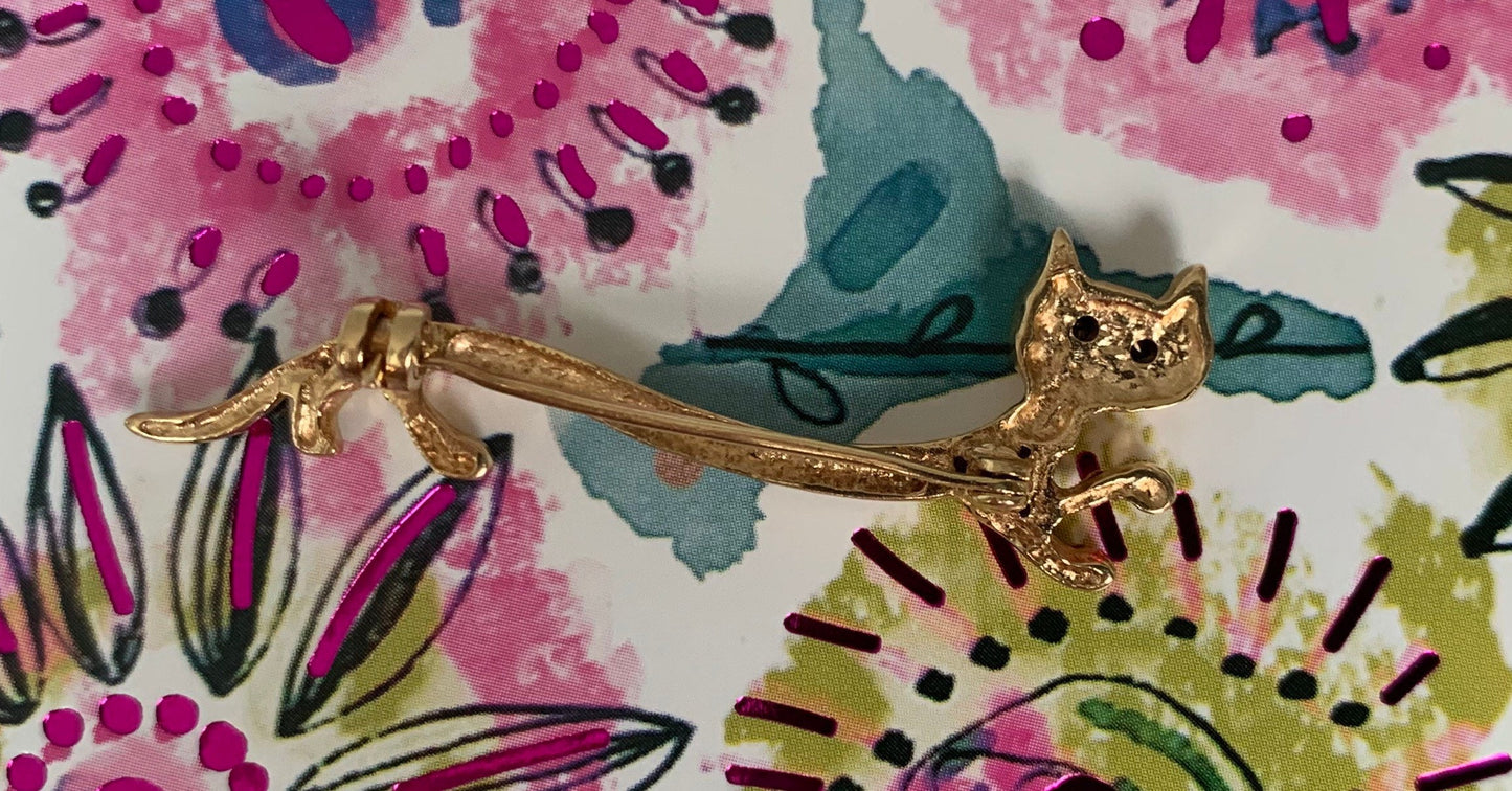 Broche de zafiro⋄ de oro amarillo de 18 quilates en forma de gato alargado, broche de diseñador italiano, piedra natal de septiembre de abril