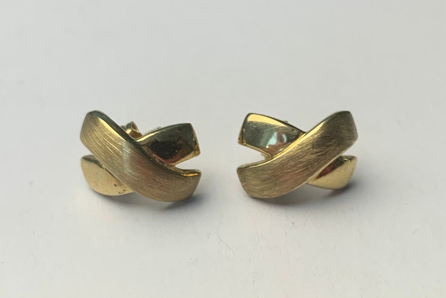 Vintage 9ct Gold Stud Earrings in form of an X