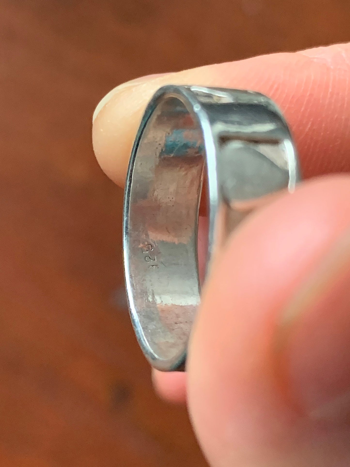 Vintage 925 Sterling Silver Hearts Band Ring Size UK O,US 7 1/4