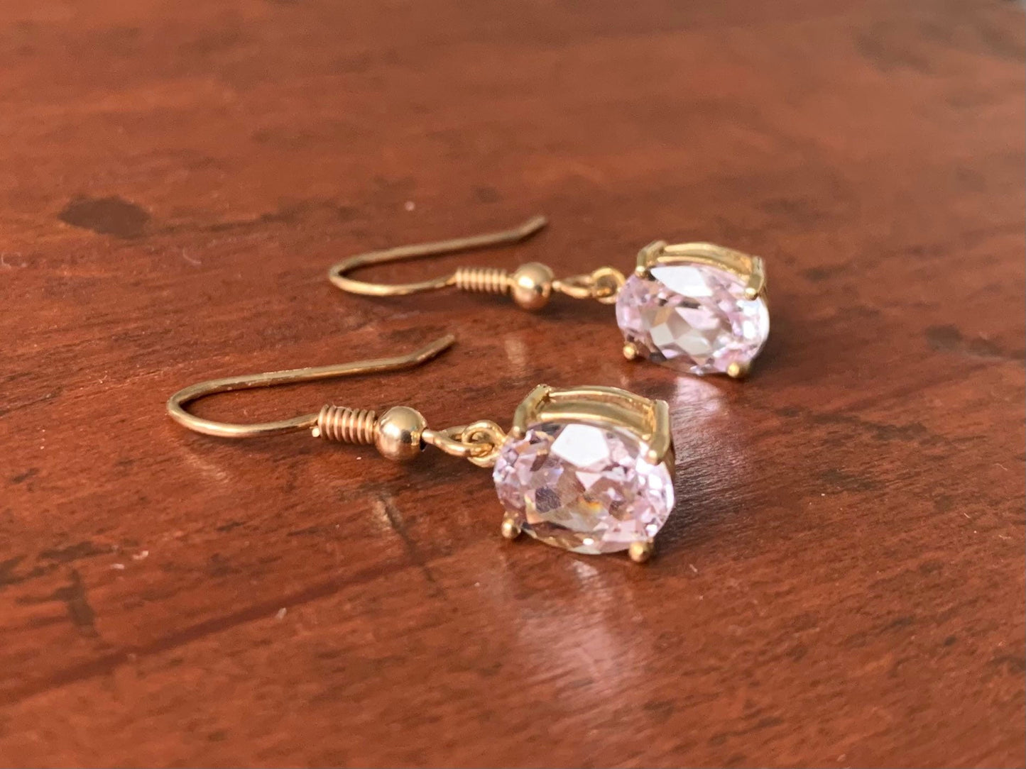 Pendientes colgantes vintage de kunzita brasileña de oro de 9k