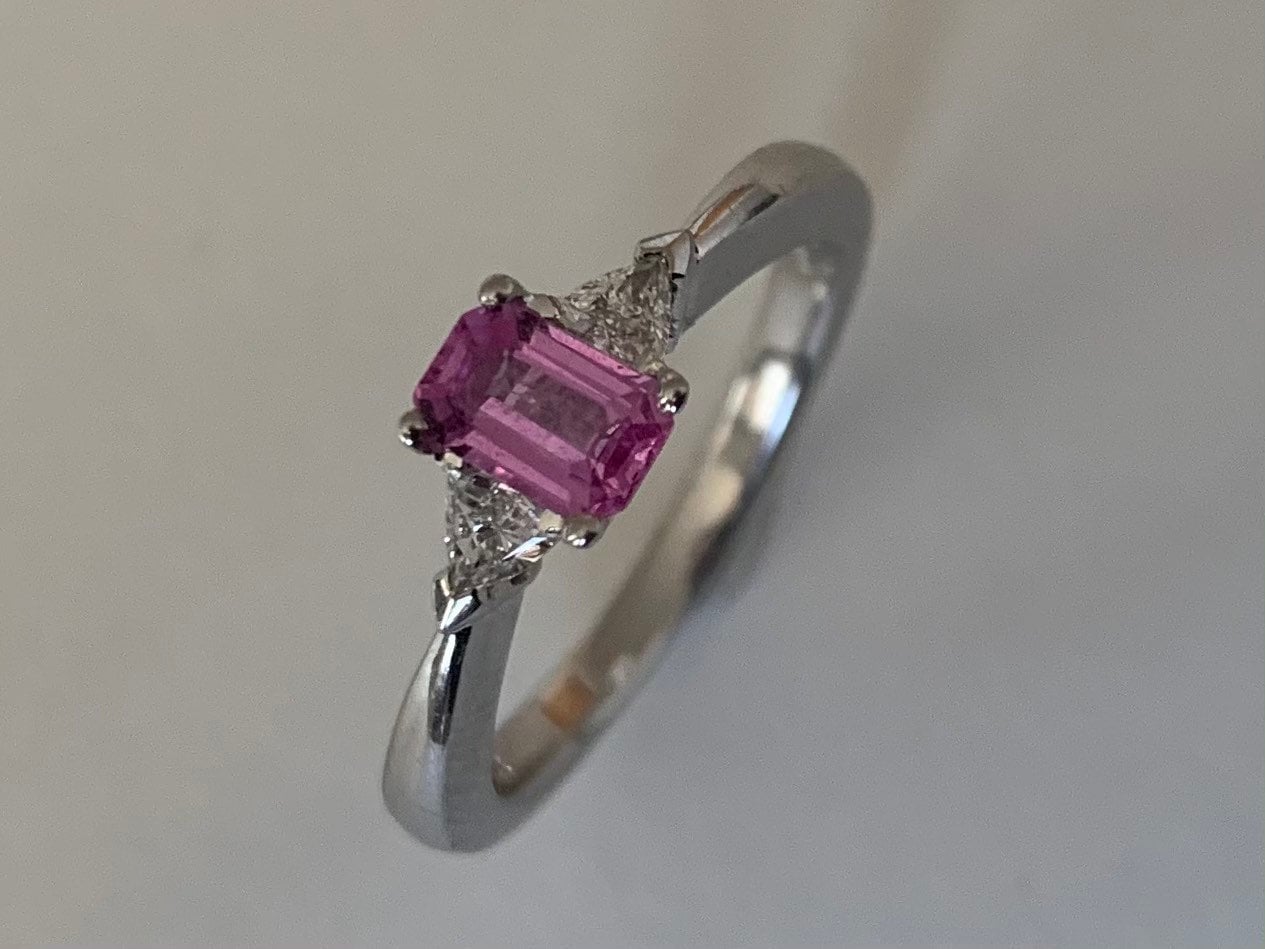 Vintage .75ct Pink Sapphire & .20ct Diamond Platinum Ring Size UK M 1/2, US 6 1/2