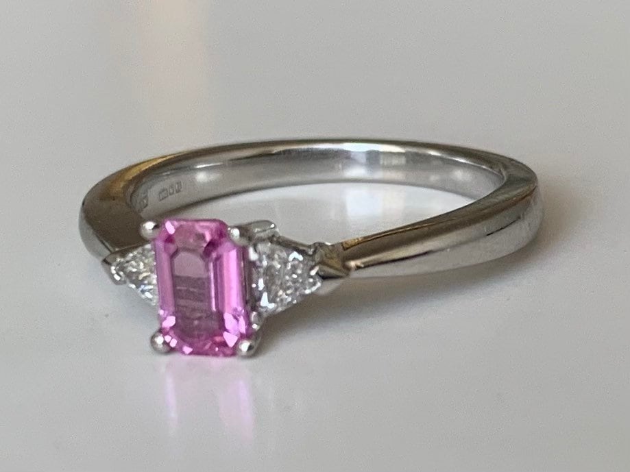 Vintage .75ct Pink Sapphire & .20ct Diamond Platinum Ring Size UK M 1/2, US 6 1/2