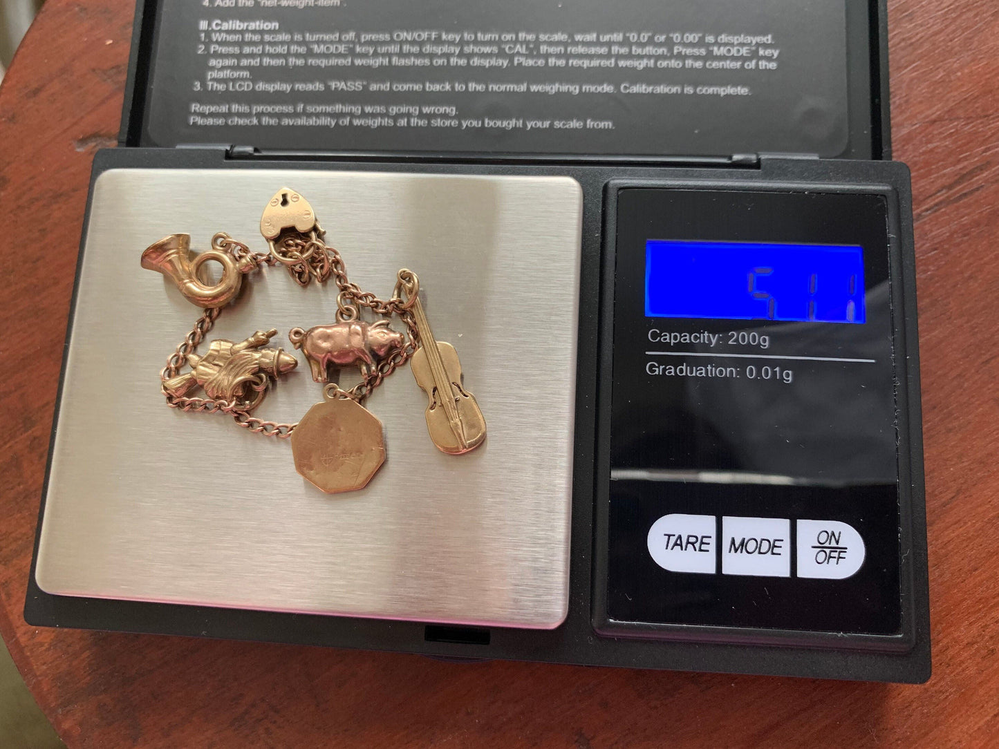 خمر 9ct الذهب خمسة قفل سحر الطفل سوار