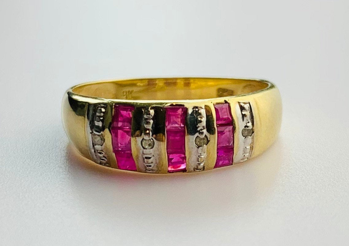 Vintage Ruby and Diamond Ring set in 9ct Yellow Gold, Size UK O, US 7 1/4