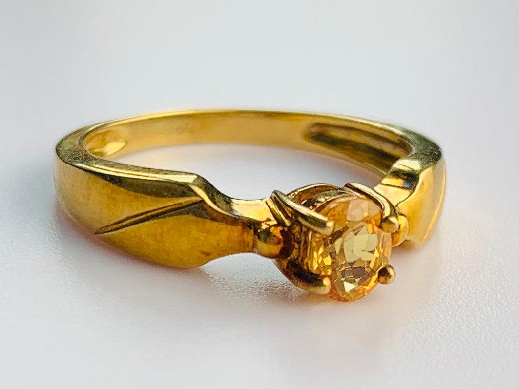 Vintage 0.4ct Yellow Sapphire 9ct Yellow Gold Ring Size N 1/2, 6 3/4