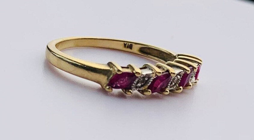Vintage 0.52ct Marquise Cut Ruby and Round Diamond Half Eternity Ring set in 9ct Yellow Gold, Size UK O, US 7 1/4