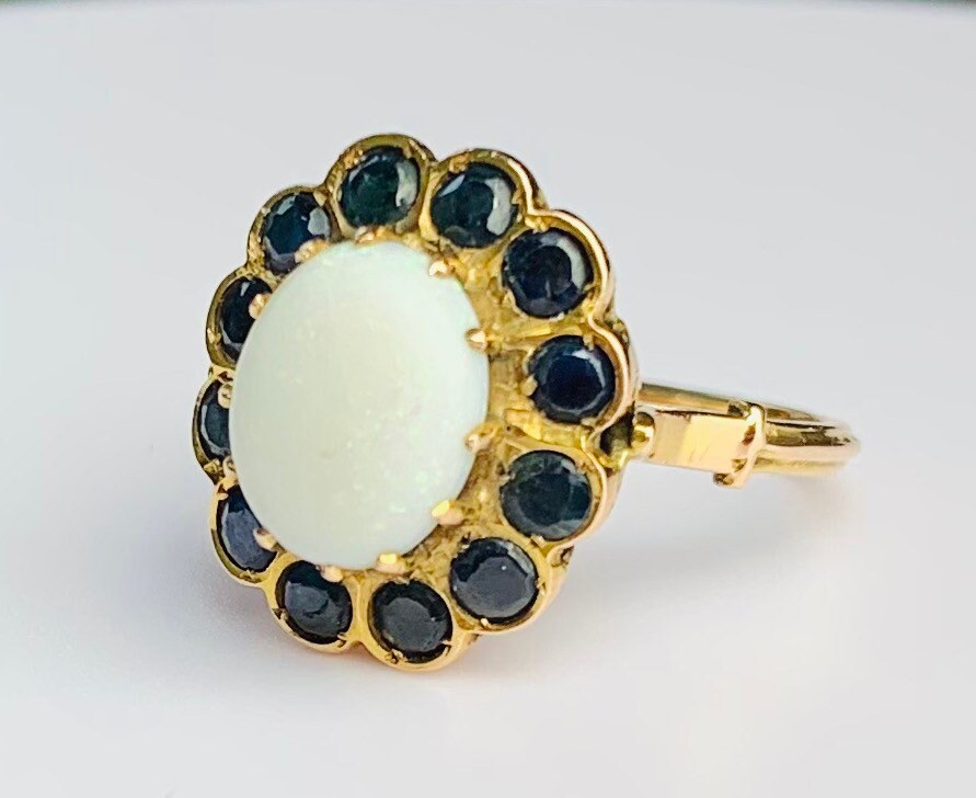 Vintage 1.65ct Opal & 1.8ct Sapphire set in 10K Rose Gold Cluster Ring, Size UK O, US 7