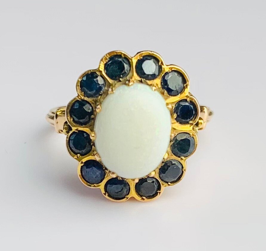 Vintage 1.65ct Opal & 1.8ct Sapphire set in 10K Rose Gold Cluster Ring, Size UK O, US 7