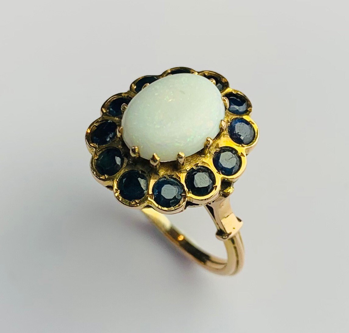 Vintage 1.65ct Opal & 1.8ct Sapphire set in 10K Rose Gold Cluster Ring, Size UK O, US 7