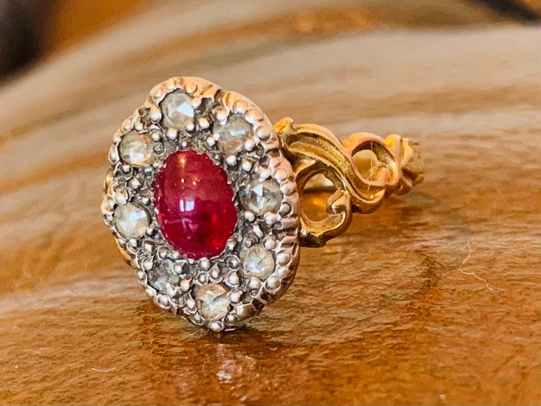 Antique Georgian 0.84ct Cabochon Oval Ruby and Diamond set in 14k Gold & Silver, Size UK N, US 6 3/4