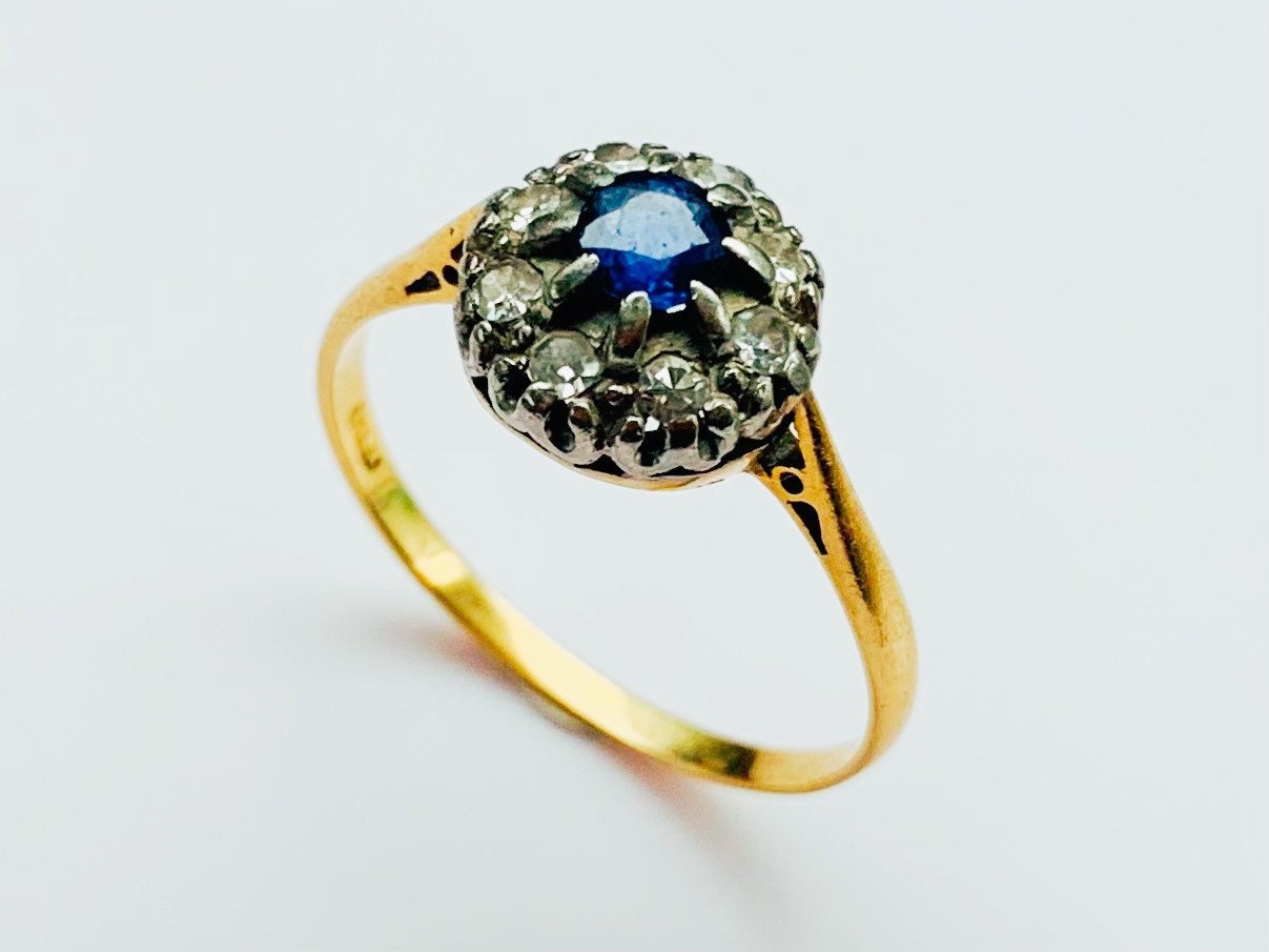 Anillo antiguo de oro de 18 quilates con zafiro y diamantes de 0,45 ct, Reino Unido U, EE. UU. 10
