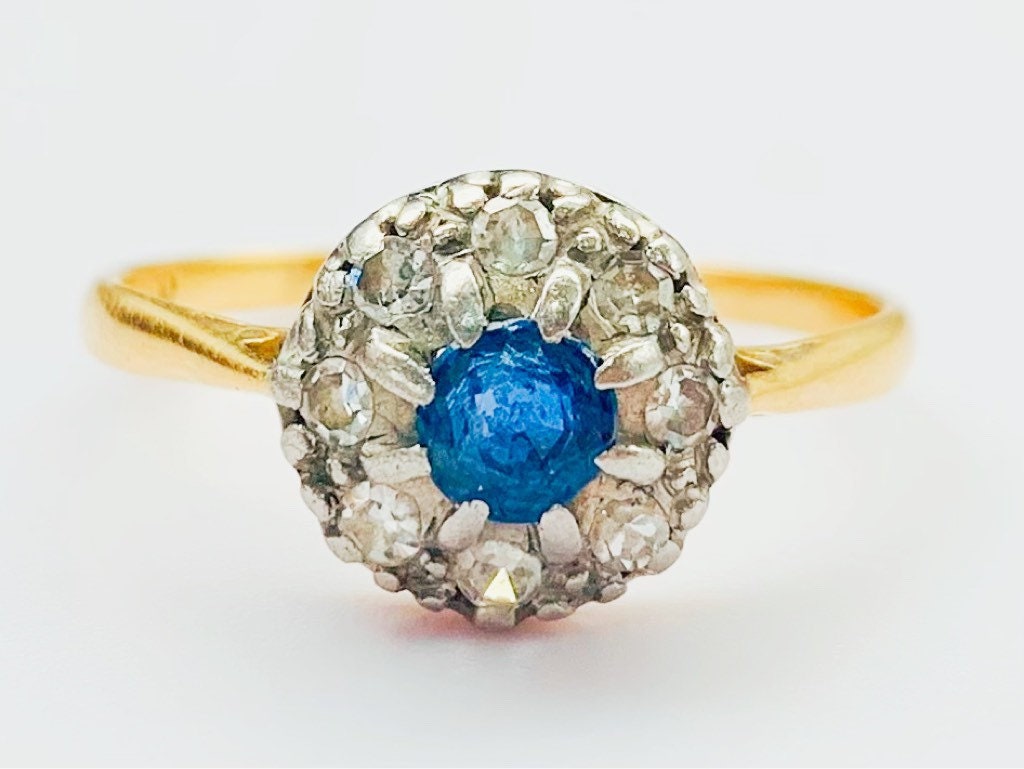 Anillo antiguo de oro de 18 quilates con zafiro y diamantes de 0,45 ct, Reino Unido U, EE. UU. 10