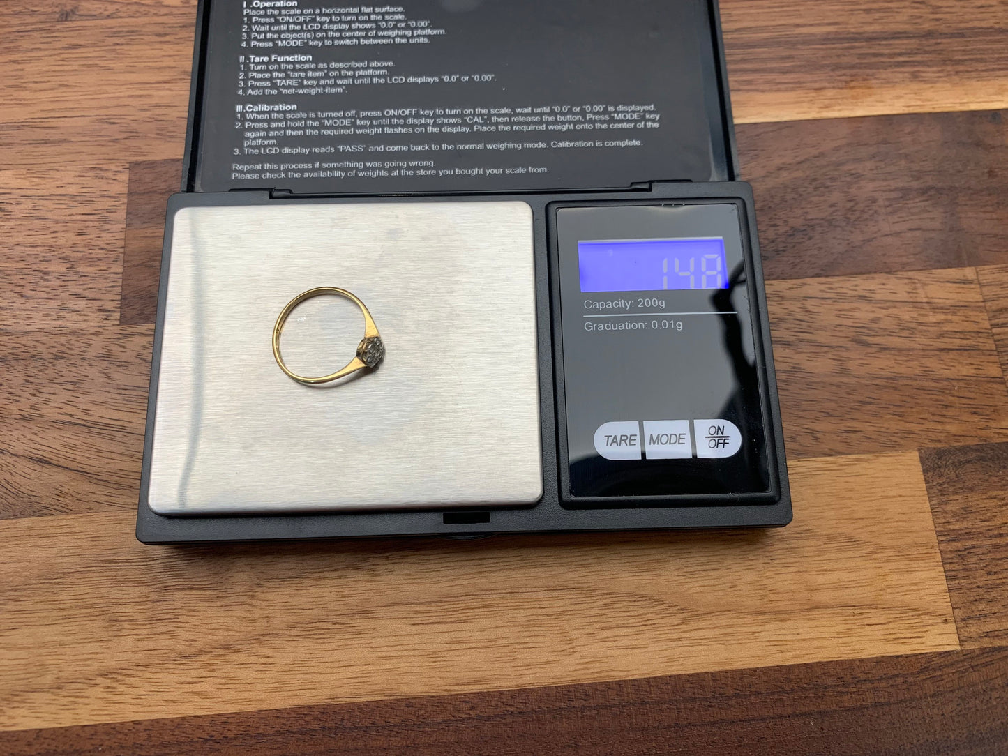 Vintage 0.21ct Diamond Flowerhead Ring set in 18ct Yellow Gold , Size UK P 1/2, US 8