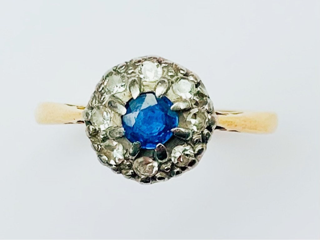 Anillo antiguo de oro de 18 quilates con zafiro y diamantes de 0,45 ct, Reino Unido U, EE. UU. 10