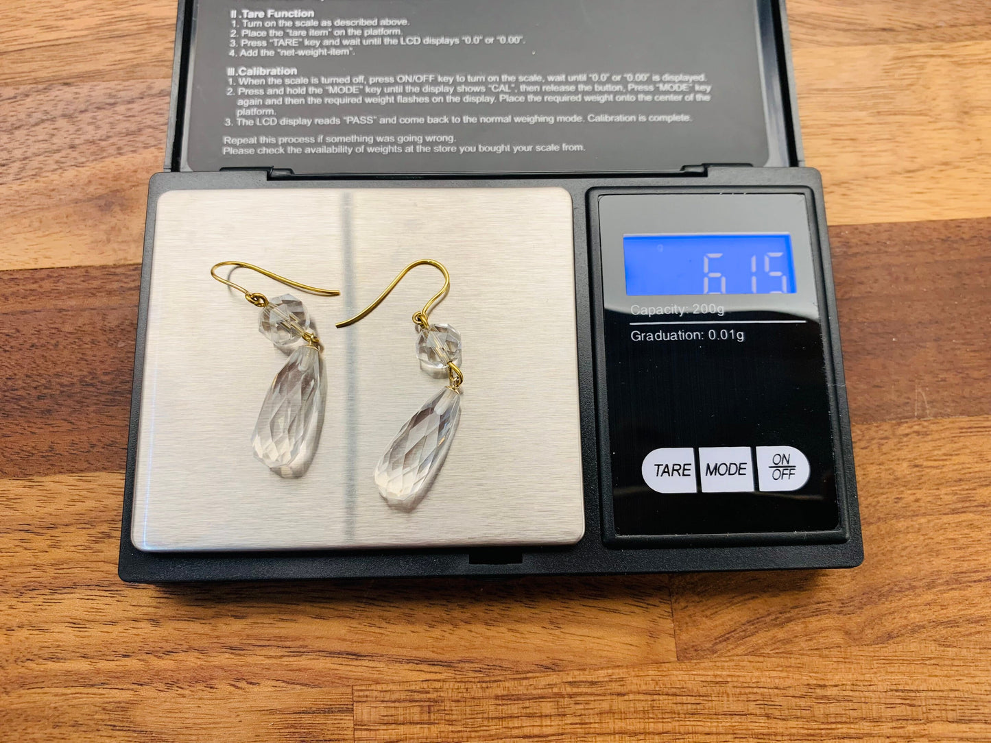 Pendientes de alambre colgantes de cristal de roca transparente natural con corte briolette de oro amarillo de 9 ct eduardiano antiguo