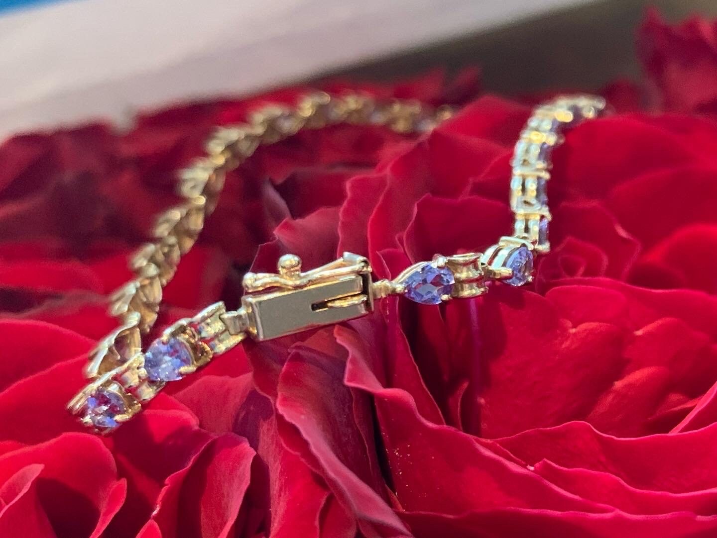 Conjunto de tanzanita vintage de 4 quilates en pulsera de oro amarillo de 10 k, 21 cm/8,26 pulgadas