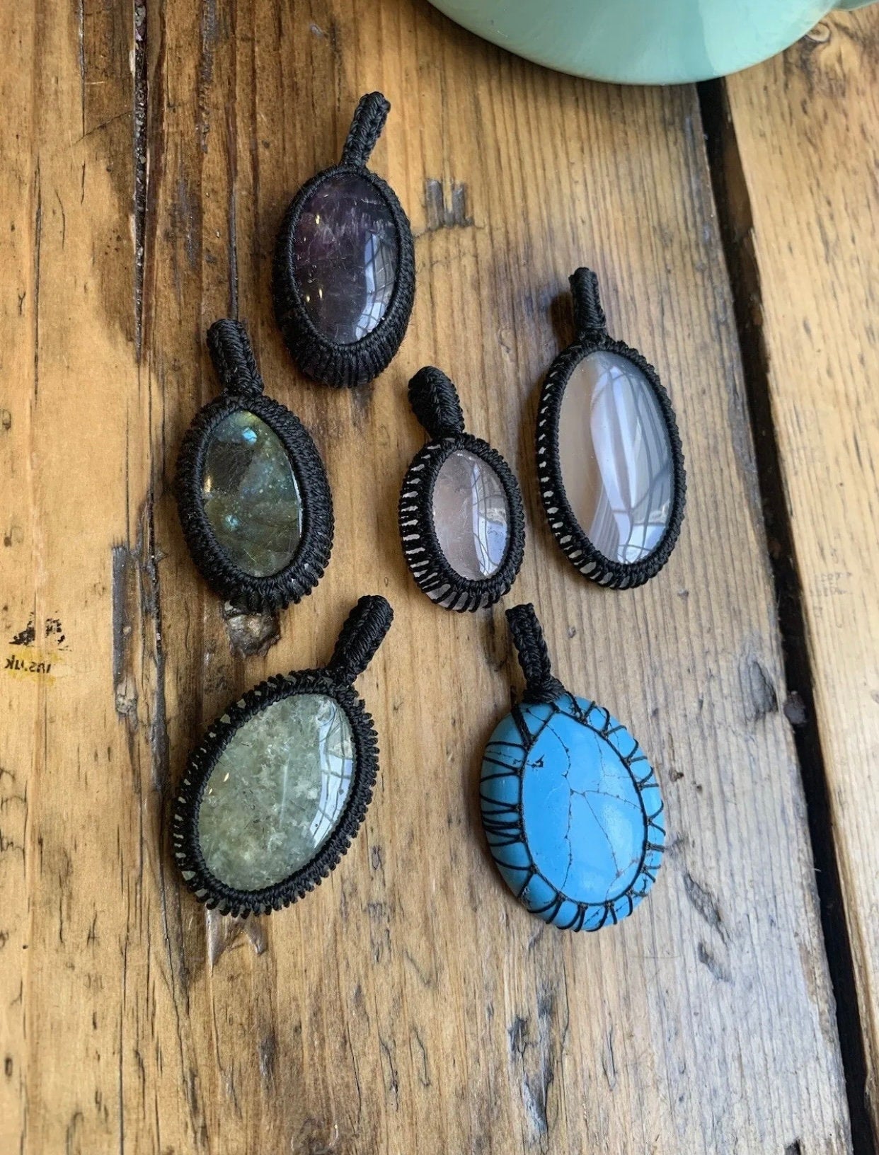Colección de 6 piedras preciosas naturales grandes de macramé negro