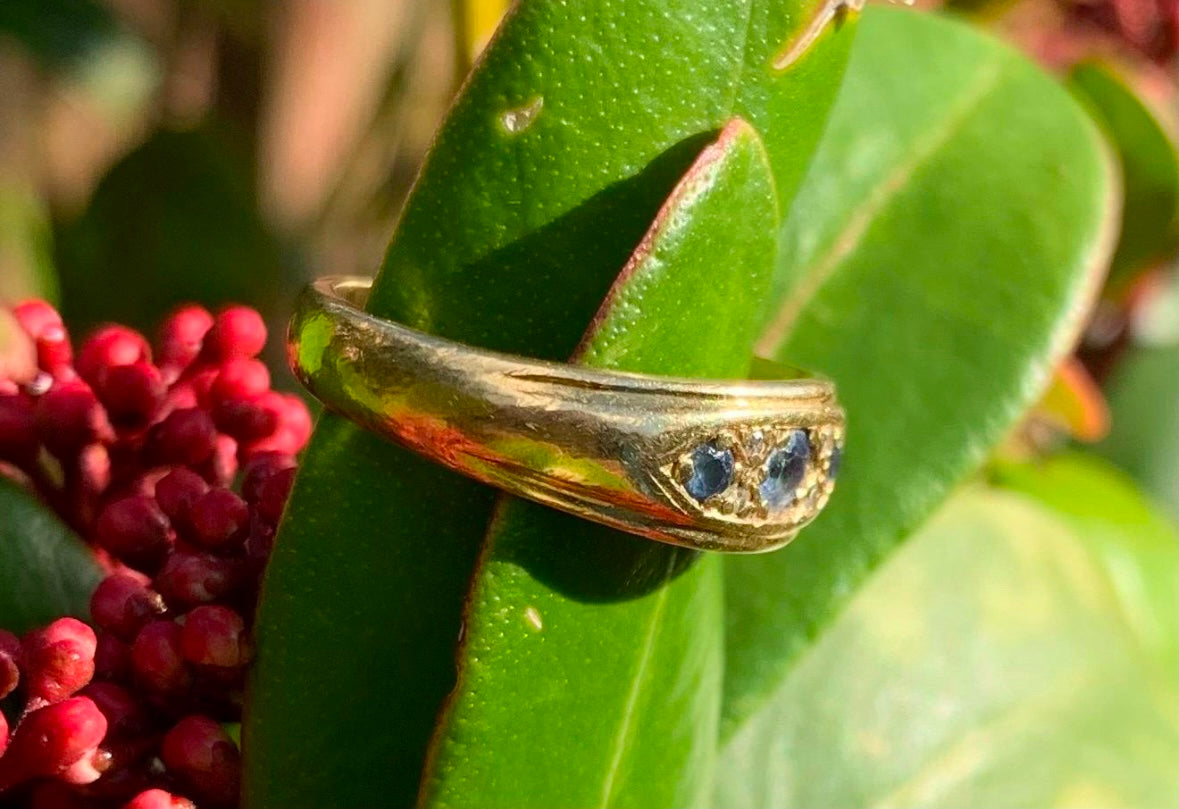 Vintage Sapphire 18ct Yellow Gold Ring