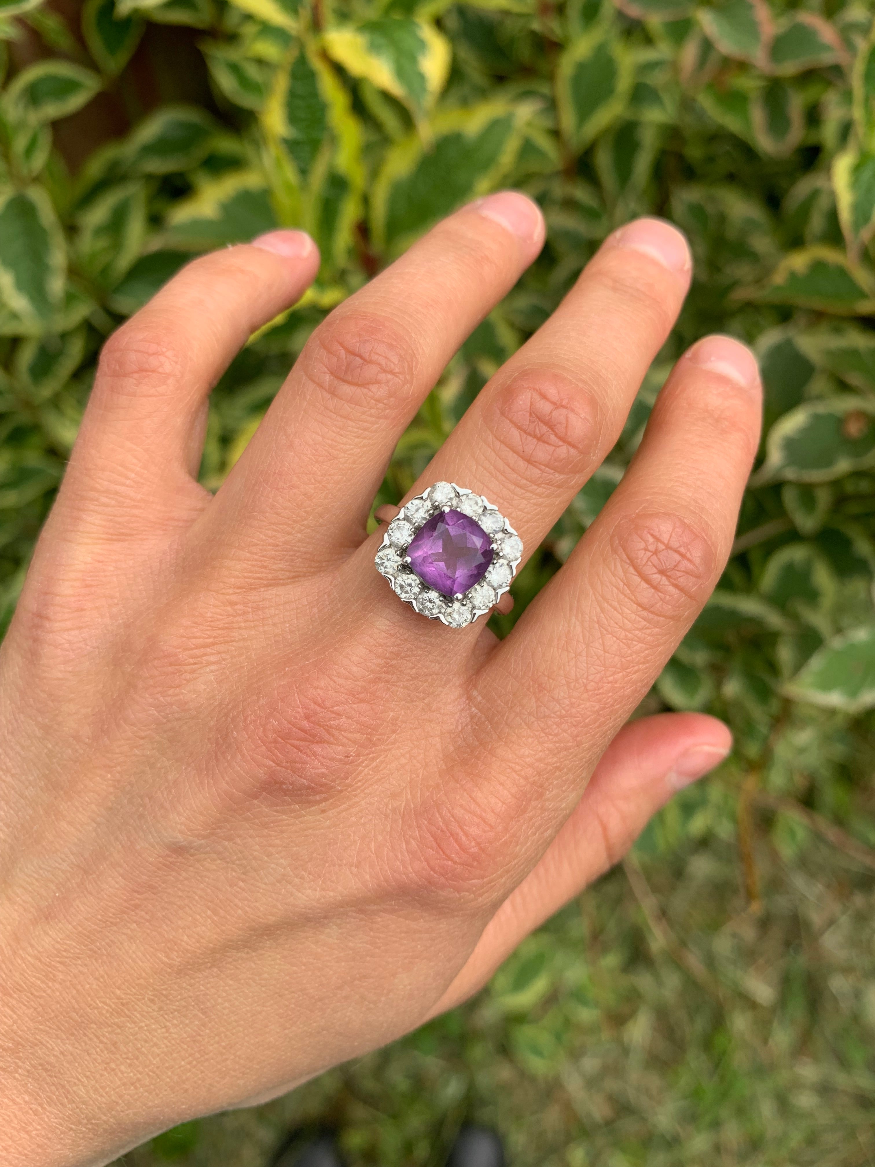Vintage/Antique Magnificent 3.84 carat Amethyst & 1.2 carat Diamond 9ct White Gold Ring