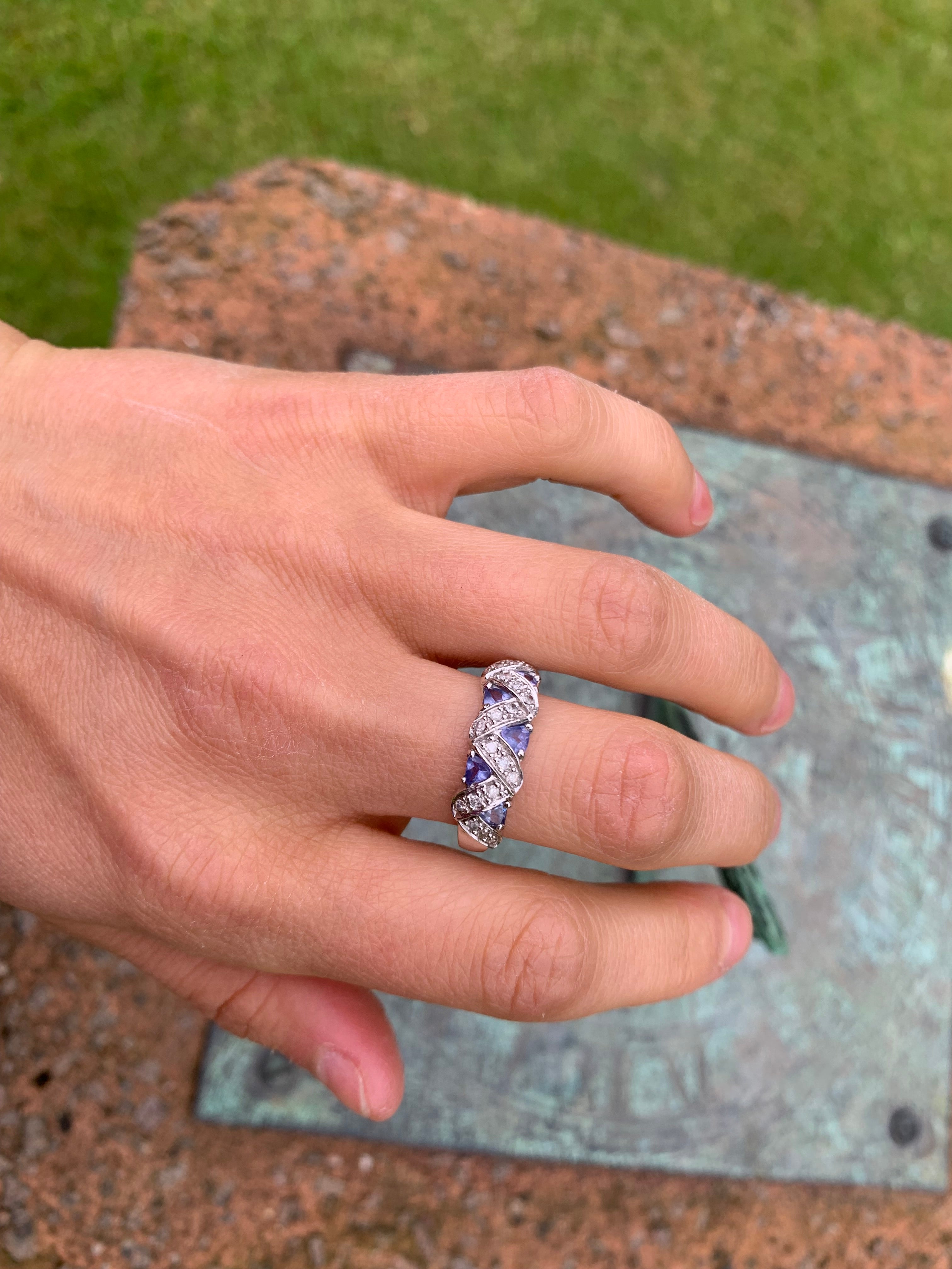 Pre-loved Tanzanite & Diamond 9ct White Gold Ring