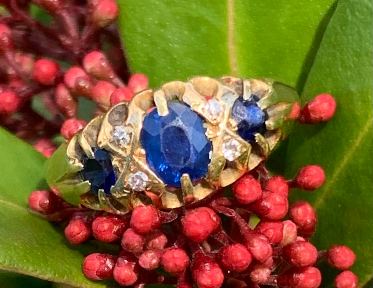 Vintage Sapphire & Diamond 18ct Gold Ring