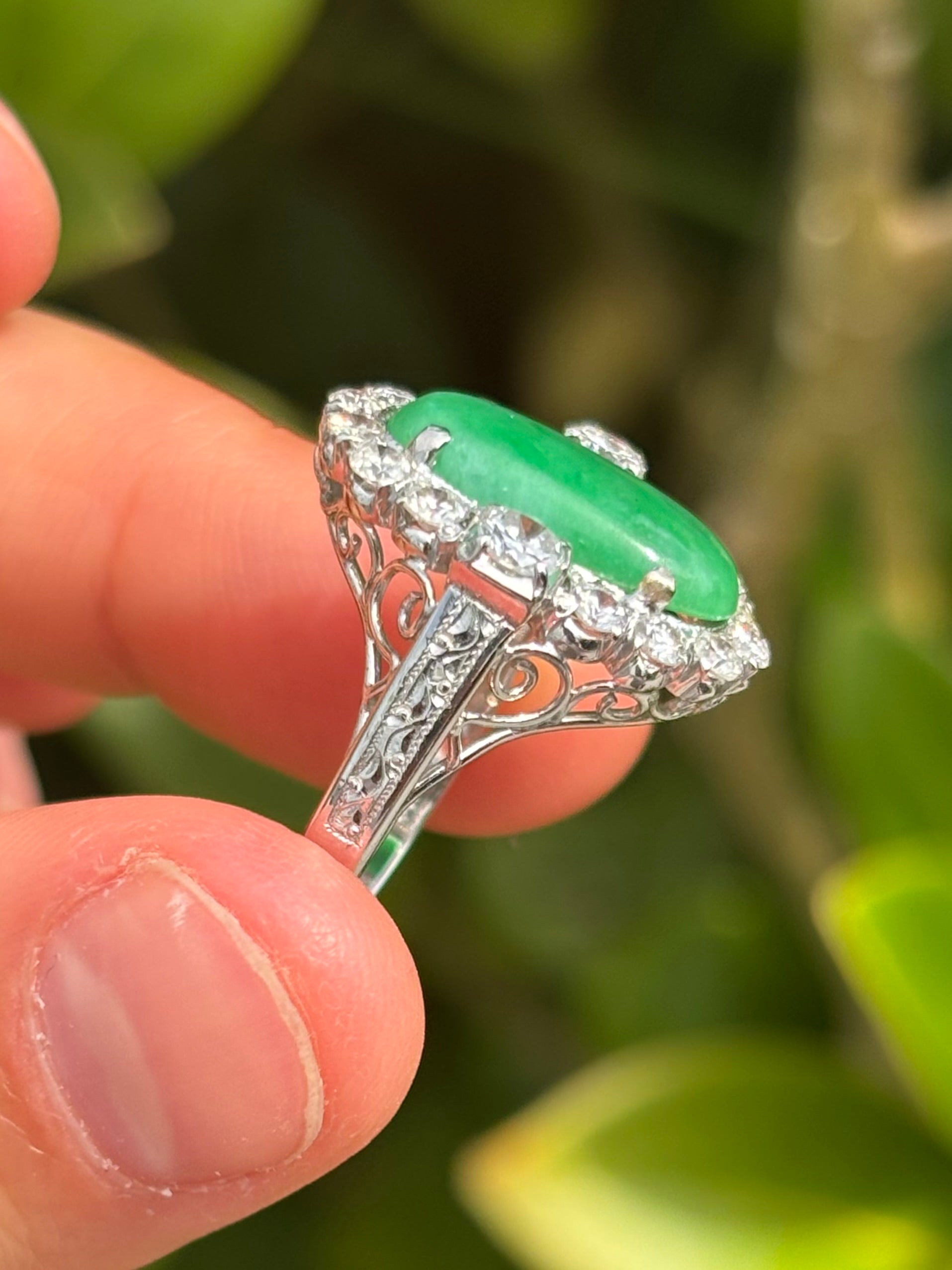 Pre-loved 1ct Diamond & 10ct Jade set in 14ct White Gold Ring