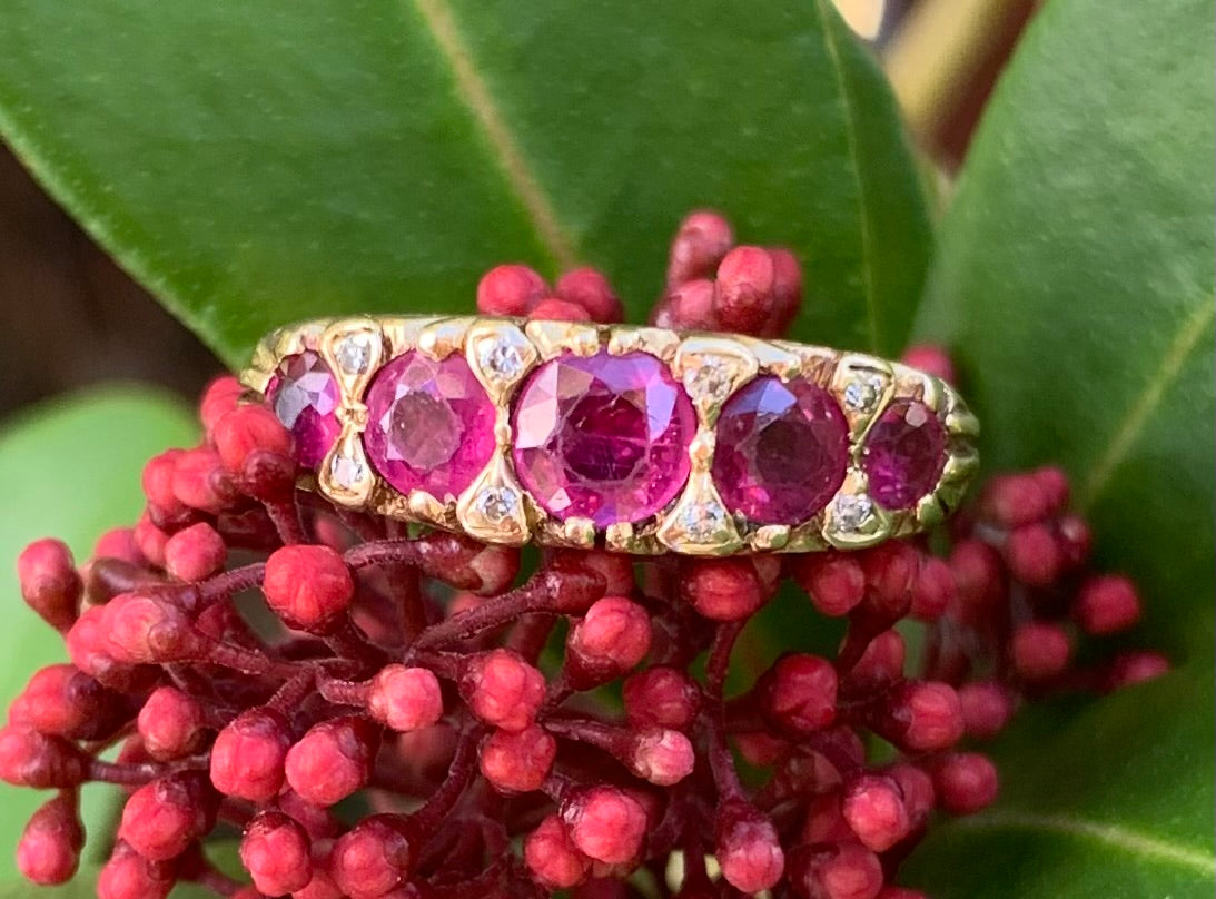 Stunning Vintage 1.5ct Ruby & Diamond 18ct Gold Half Eternity Ring