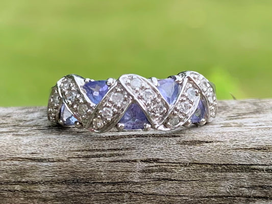 Pre-loved Tanzanite & Diamond 9ct White Gold Ring