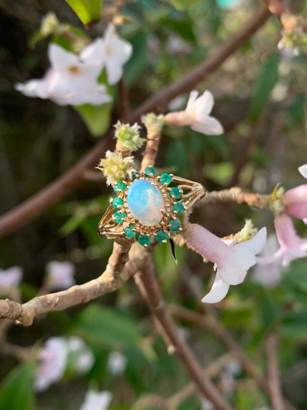Classic Opal & Emerald 9ct Gold Cluster Ring