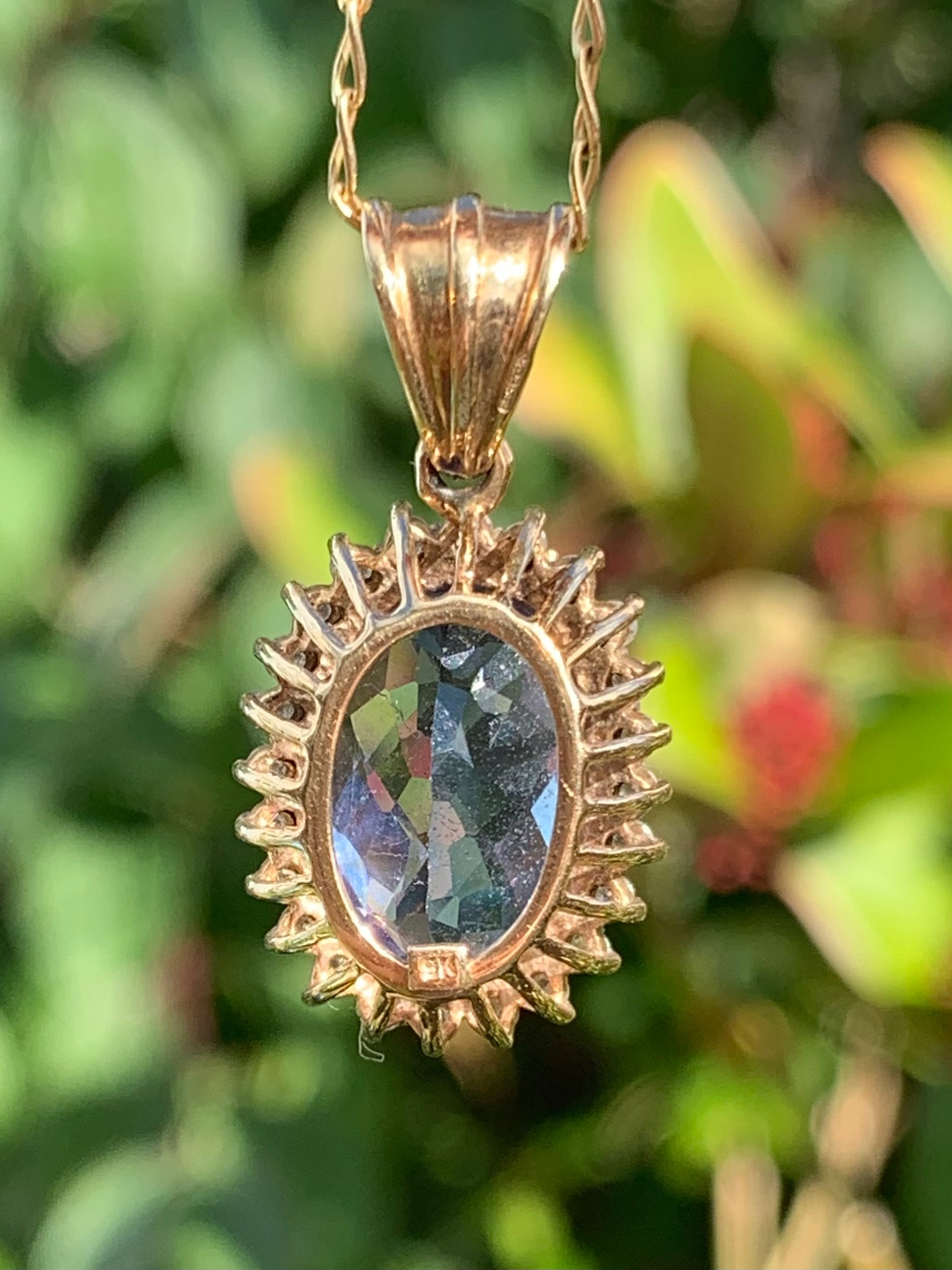 Vintage 9ct Gold Diamond & Chequer Cut Colour Change Flourite Pendant on a 14ct Gold Chain