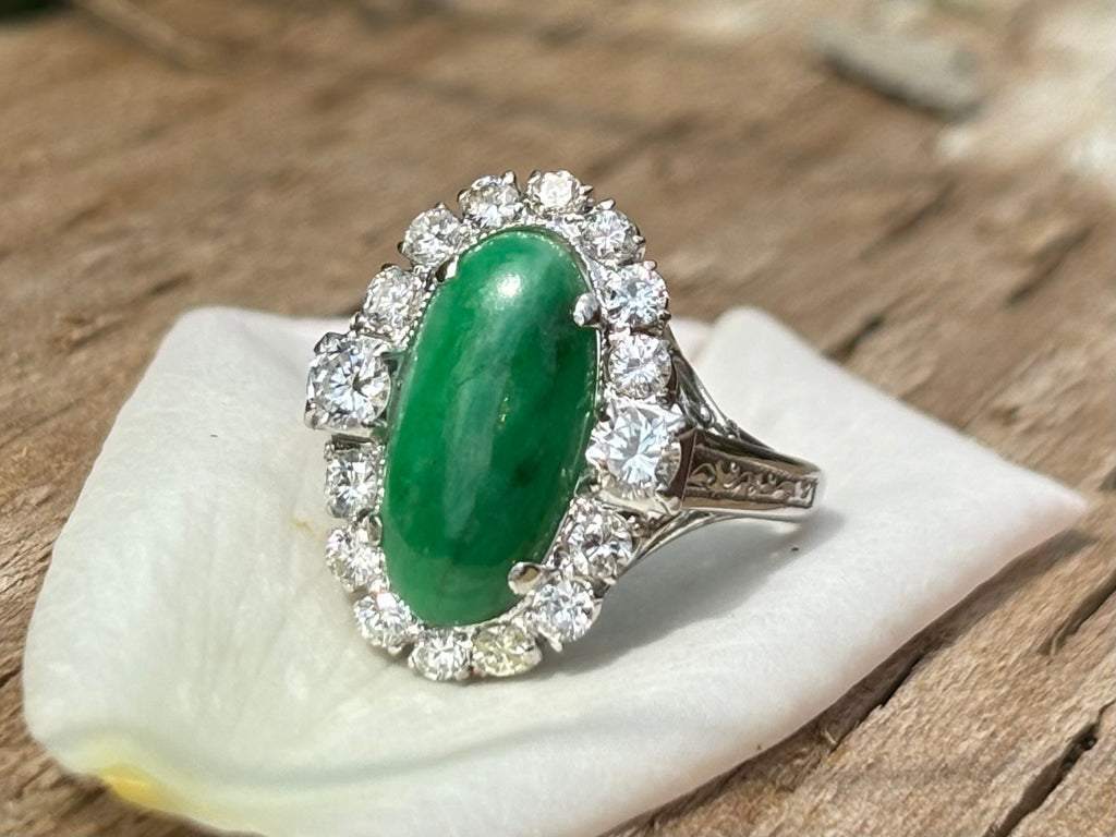 Pre-loved 1ct Diamond & 10ct Jade set in 14ct White Gold Ring