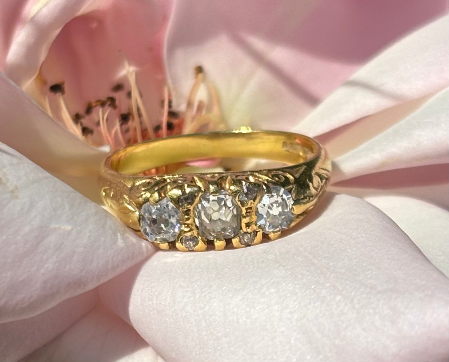 Vintage 1ct Diamond 18ct Gold Engagement Ring