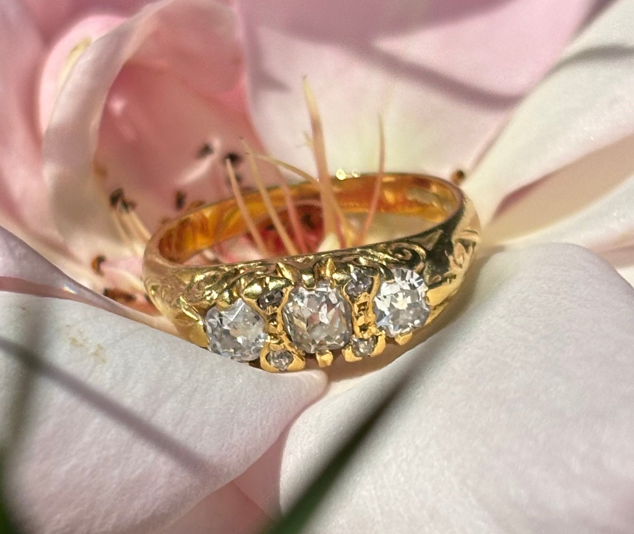 Vintage 1ct Diamond 18ct Gold Engagement Ring