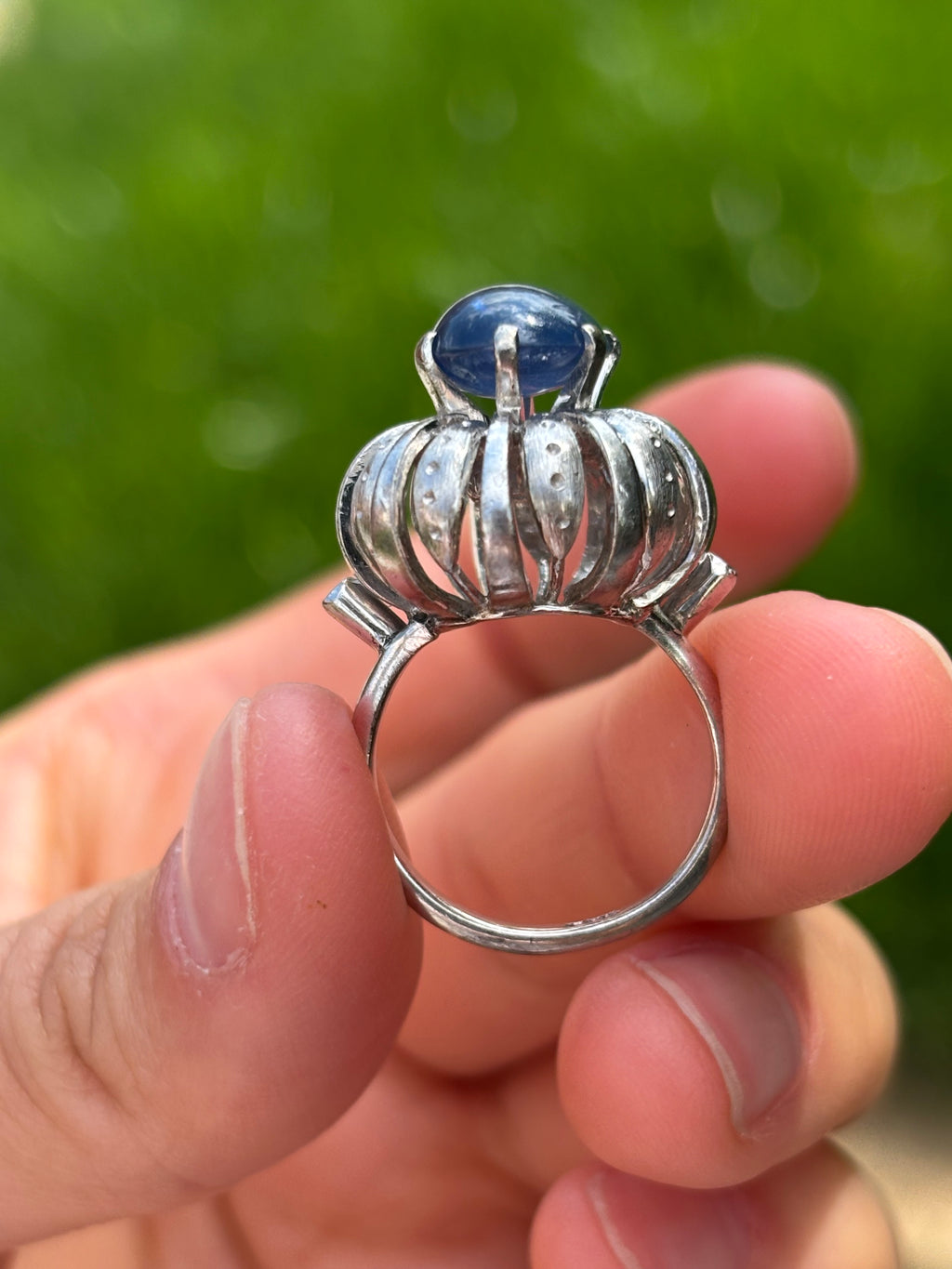 Pre-loved 3.44ct Cabochon Star Sapphire 14ct White Gold Ring