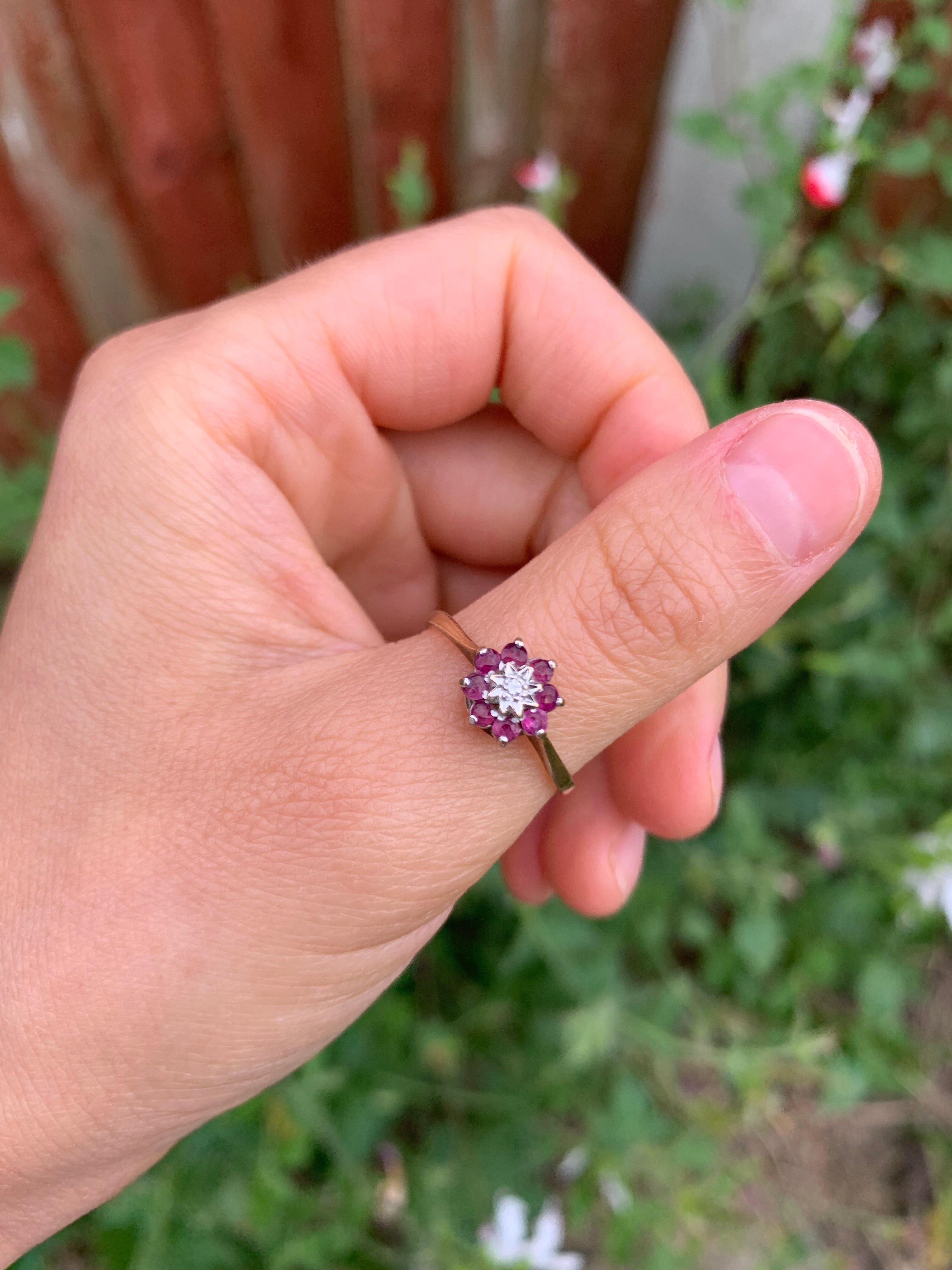 Beautiful Ruby & Diamond 9ct Gold Cluster Ring, Size UK M1/2, US 6 1/2