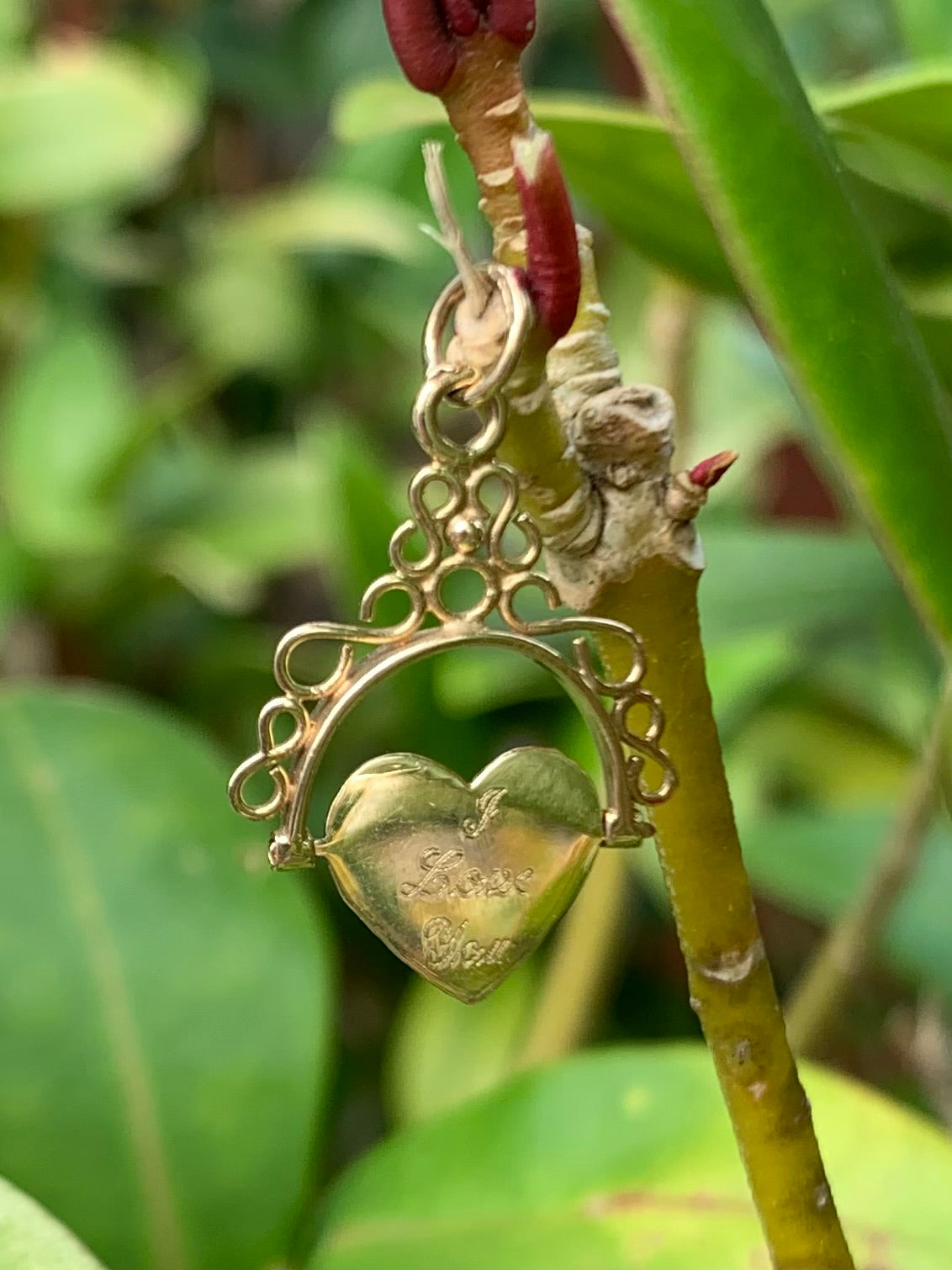 Fabulous 9ct gold ornate heart swivel fob 'i love you' pendant