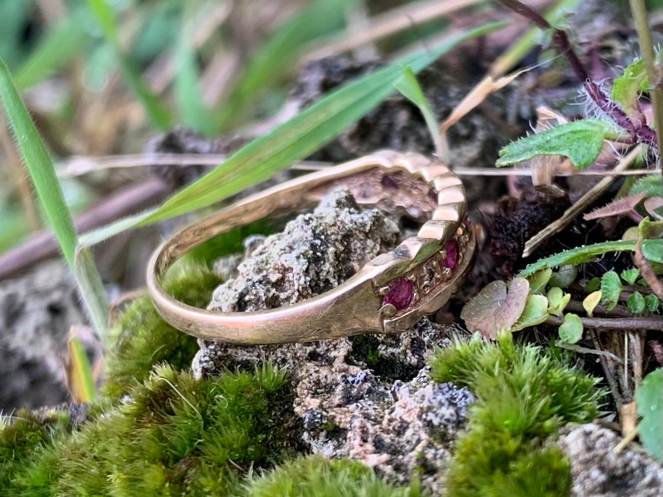 Beautiful Ruby and Diamond 9ct gold Half Eternity Ring