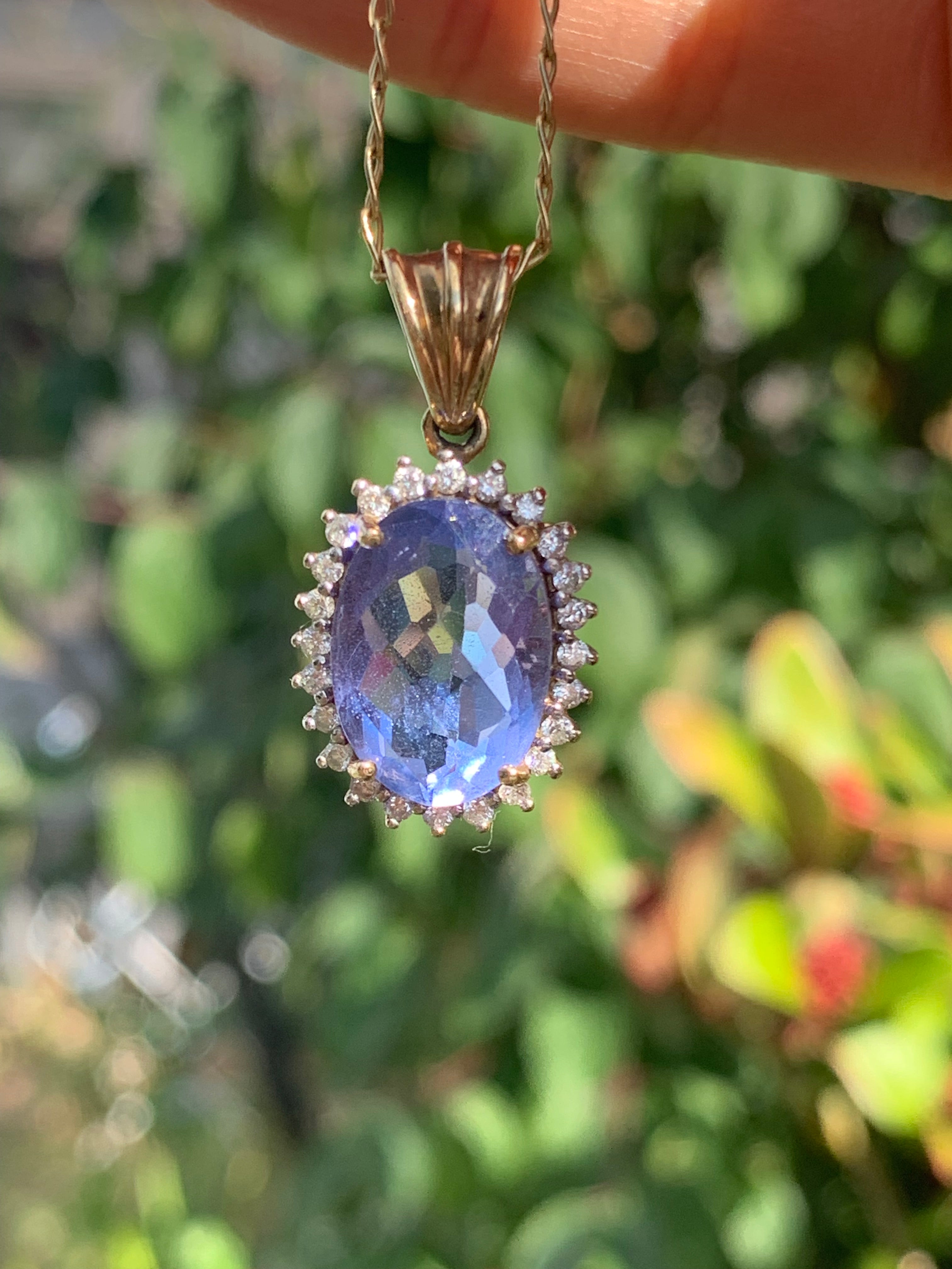 Vintage 9ct Gold Diamond & Chequer Cut Colour Change Flourite Pendant on a 14ct Gold Chain