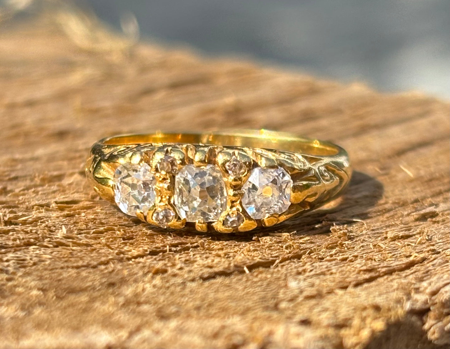 Vintage 1ct Diamond 18ct Gold Engagement Ring