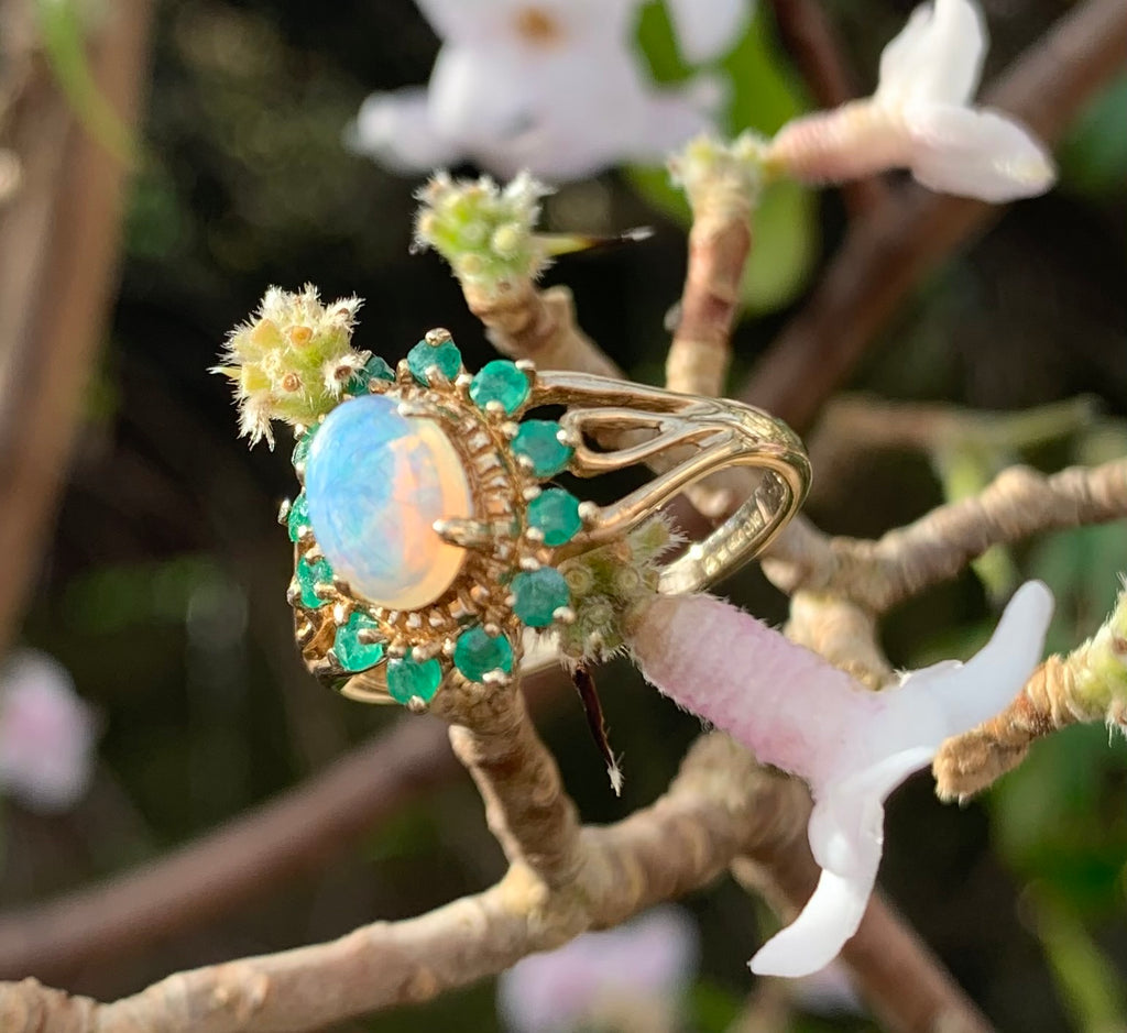 Classic Opal & Emerald 9ct Gold Cluster Ring