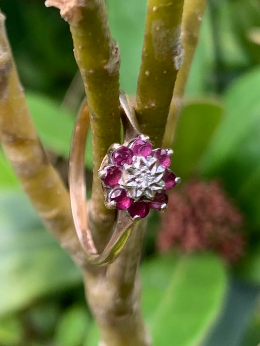 Beautiful Ruby & Diamond 9ct Gold Cluster Ring, Size UK M1/2, US 6 1/2