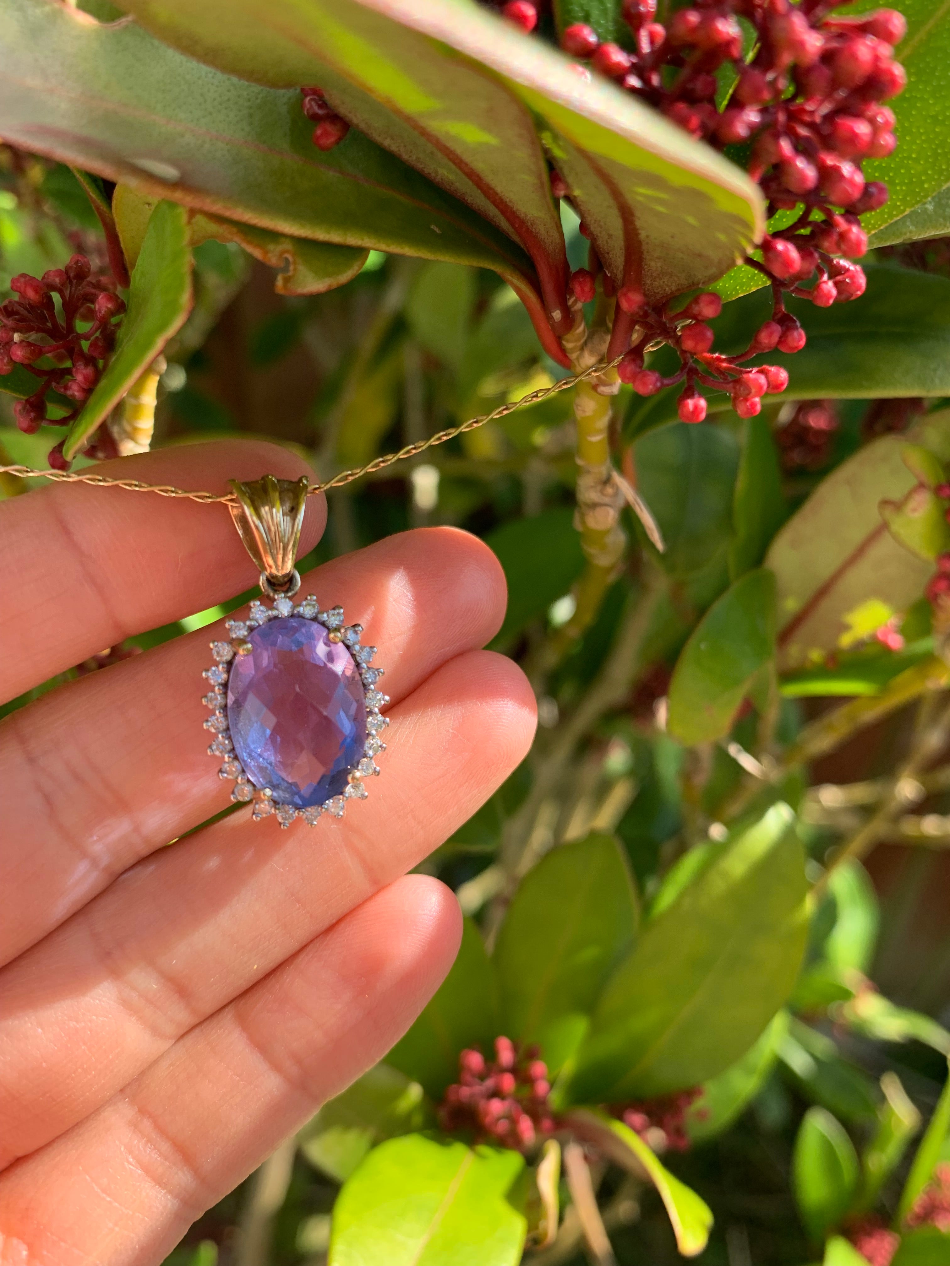 Vintage 9ct Gold Diamond & Chequer Cut Colour Change Flourite Pendant on a 14ct Gold Chain