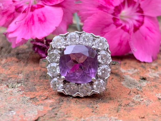 Vintage/Antique Magnificent 3.84 carat Amethyst & 1.2 carat Diamond 9ct White Gold Ring