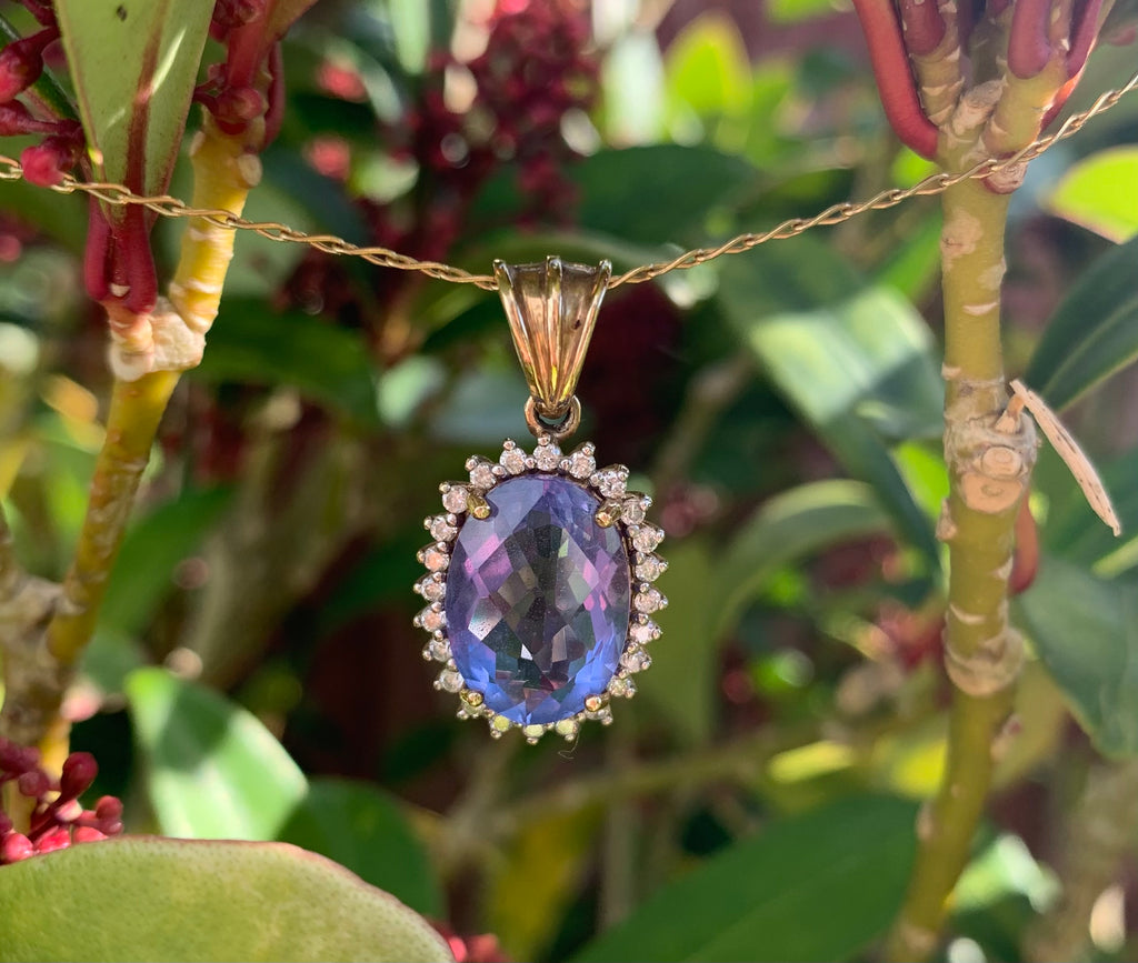 Vintage 9ct Gold Diamond & Chequer Cut Colour Change Flourite Pendant on a 14ct Gold Chain